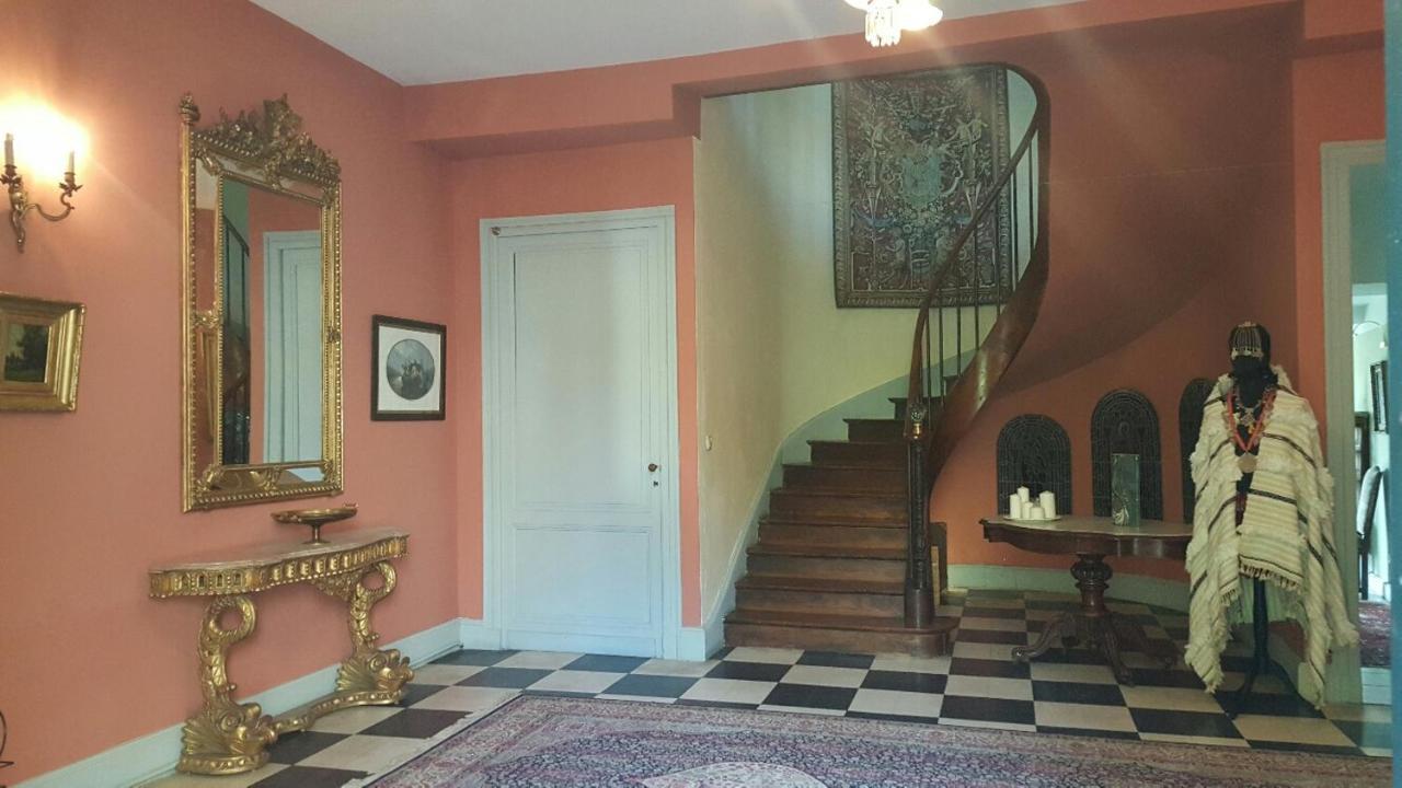 Chambres D'Hotes Art Et Remparts La Reole Luaran gambar