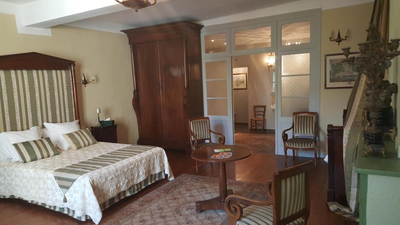 Chambres D'Hotes Art Et Remparts La Reole Luaran gambar